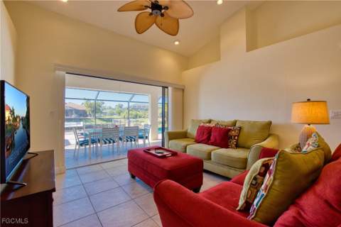 3208 SE 5th Ave, Cape Coral FL - photo 11 of 44