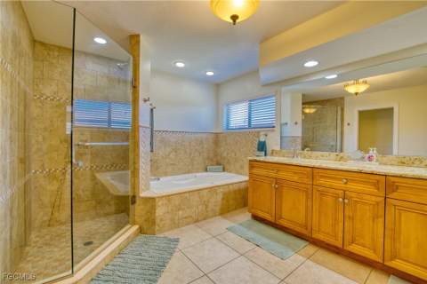 3208 SE 5th Ave, Cape Coral FL - photo 24 of 44