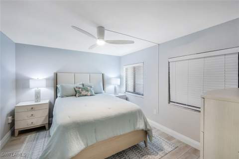 10951 Gulf Shore Dr 1202, Naples FL - photo 12 of 18