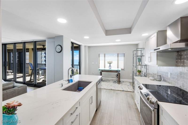 2 bedroom Condominium at 10951 Gulf Shore Dr 1202, Vanderbilt Gulfside, Naples — photo 5