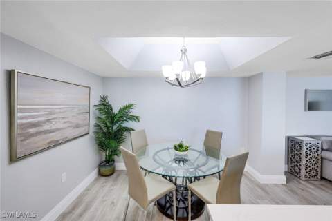 10951 Gulf Shore Dr 1202, Naples FL - photo 7 of 18