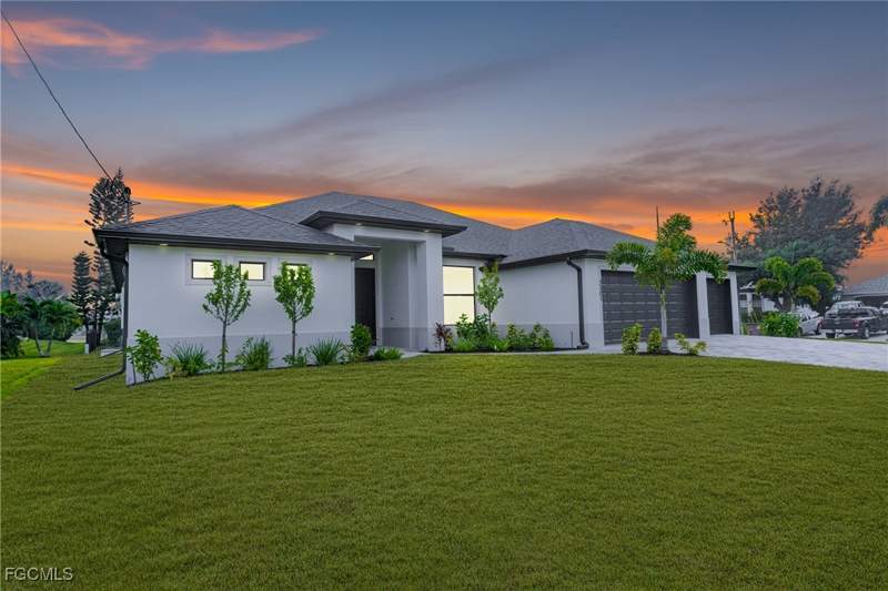 3 bedroom SingleFamilyResidence at 2301 NW 34th Ave, Cape Coral, Cape Coral — photo 2