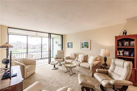 4585 Trawler Ct 302, Fort Myers FL - photo 21 of 48