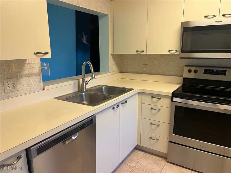 2 bedroom Condominium at 7406 Lake Breeze Dr 118, Seven Lakes, Fort Myers — photo 1