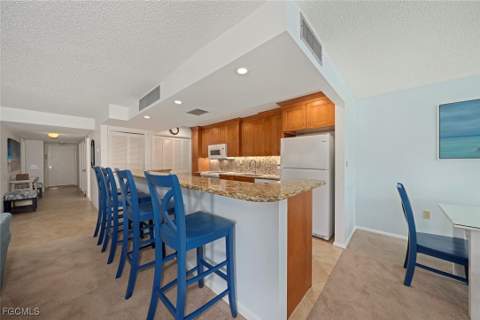 2721 W Gulf Dr 213, Sanibel FL - photo 9 of 49