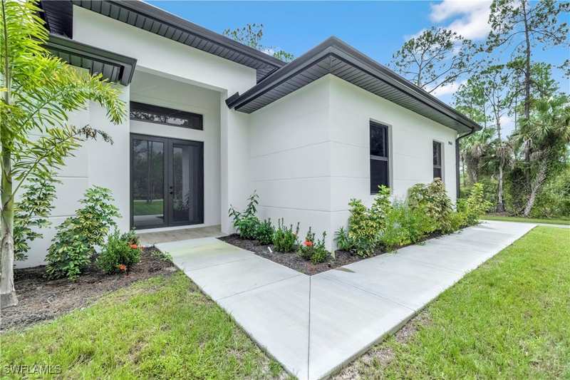 3 bedroom SingleFamilyResidence at 2668 39th Ave NE, Golden Gate Estates, Naples — photo 1
