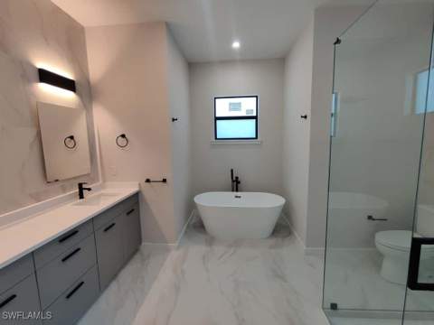 1827 NW 28th Ave, Cape Coral FL - photo 14 of 32