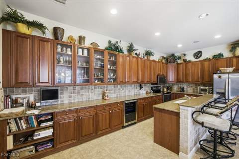 14143 Bently Cir, Fort Myers FL - photo 12 of 45