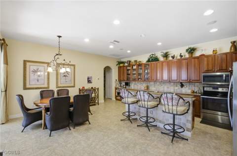14143 Bently Cir, Fort Myers FL - photo 9 of 45