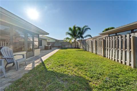 9802 Wildginger Dr, Fort Myers FL - photo 20 of 40