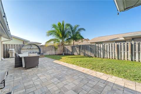 9802 Wildginger Dr, Fort Myers FL - photo 21 of 40