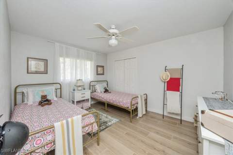 361 9th St NW, Naples FL - photo 18 of 24