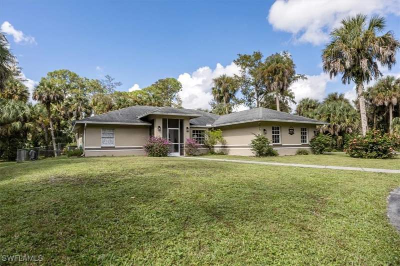 2 bedroom SingleFamilyResidence at 361 9th St NW, Golden Gate Estates, Naples — photo 4