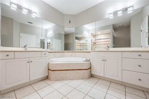 7678 Bay Lake Dr, Fort Myers FL - photo 10 of 36