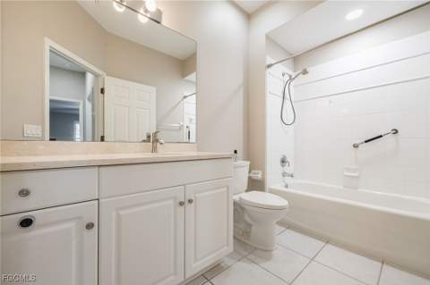 7678 Bay Lake Dr, Fort Myers FL - photo 18 of 36