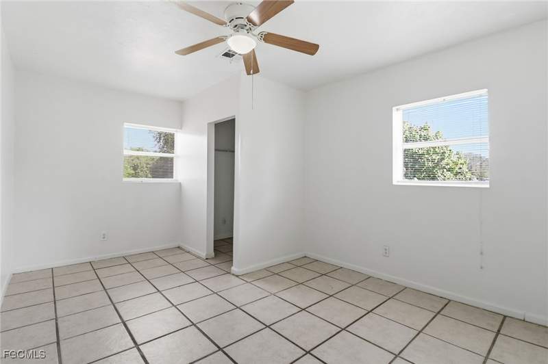 3 bedroom SingleFamilyResidence at 3301 2nd St W, Leisure Acres, Lehigh Acres — photo 2