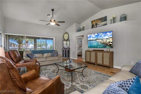 13061 Hamilton Harbour Dr R1, Naples FL - photo 13 of 23