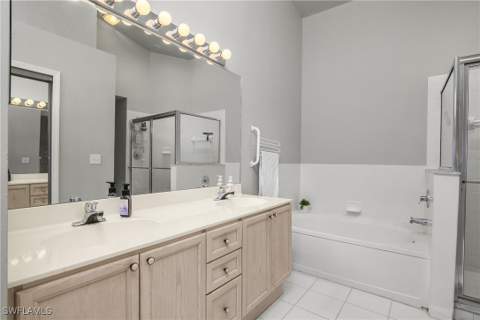 13061 Hamilton Harbour Dr R1, Naples FL - photo 22 of 23