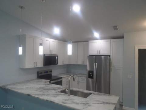 17594 Osprey Inlet Ct, Fort Myers FL - photo 8 of 23