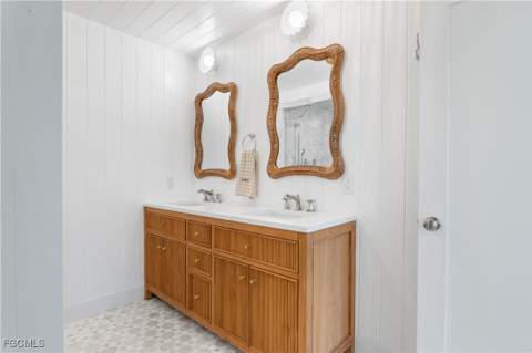 24 Beach Homes, Captiva FL - photo 23 of 41