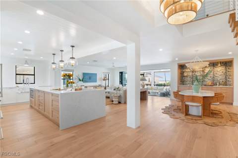24 Beach Homes, Captiva FL - photo 6 of 41