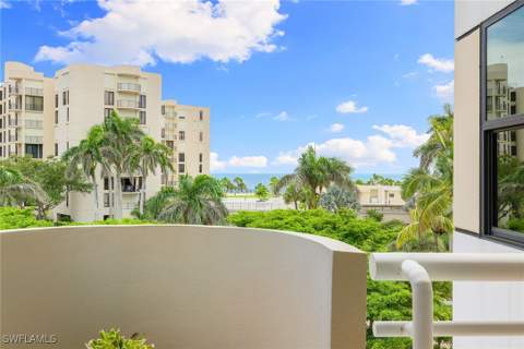 3100 Gulf Shore Blvd N 303, Naples FL - photo 24 of 34