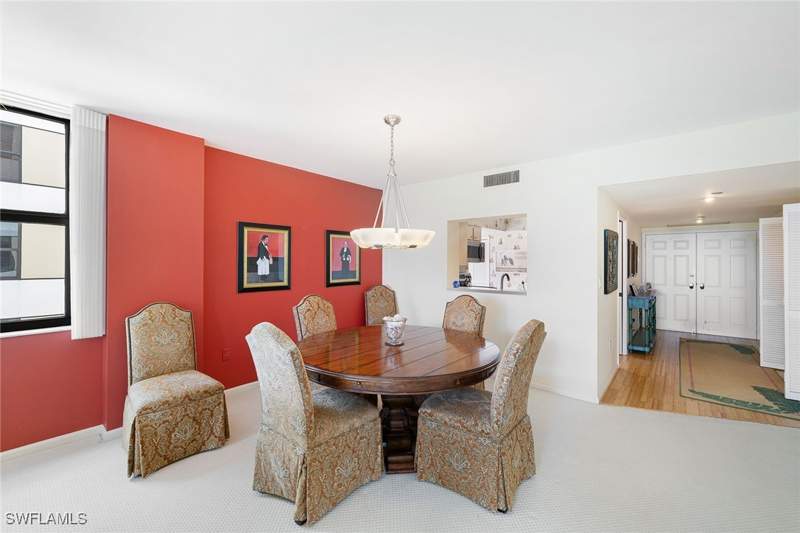 2 bedroom Condominium at 3100 Gulf Shore Blvd N 303, Lucerne, Naples — photo 3