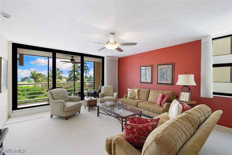 2 bedroom Condominium at 3100 Gulf Shore Blvd N 303, Lucerne, Naples — photo 4