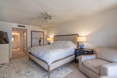 4451 Gulf Shore Blvd N 1005, Naples FL - photo 18 of 48