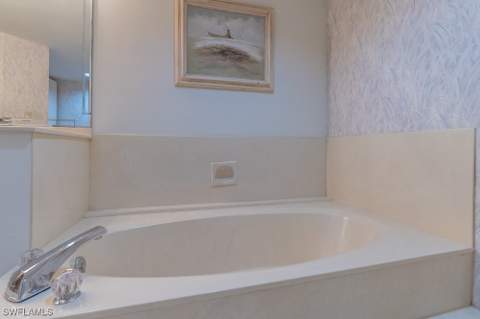 4451 Gulf Shore Blvd N 1005, Naples FL - photo 22 of 48