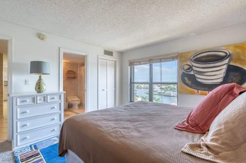 4451 Gulf Shore Blvd N 1005, Naples FL - photo 24 of 48