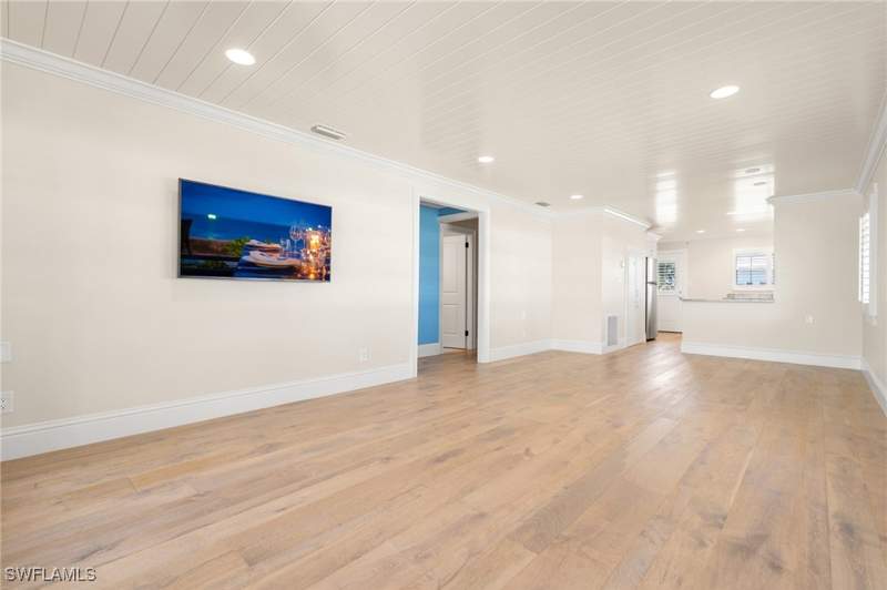 2 bedroom Condominium at 310 14th Ave S 310B, Aqualane Manor, Naples — photo 4