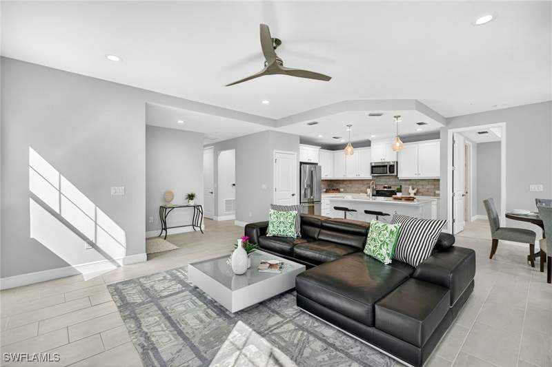 2 bedroom Condominium at 2554 Seychelles Dr 904, Seychelles, Naples — photo 4