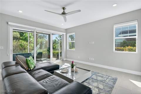 2554 Seychelles Dr 904, Naples FL - photo 6 of 36