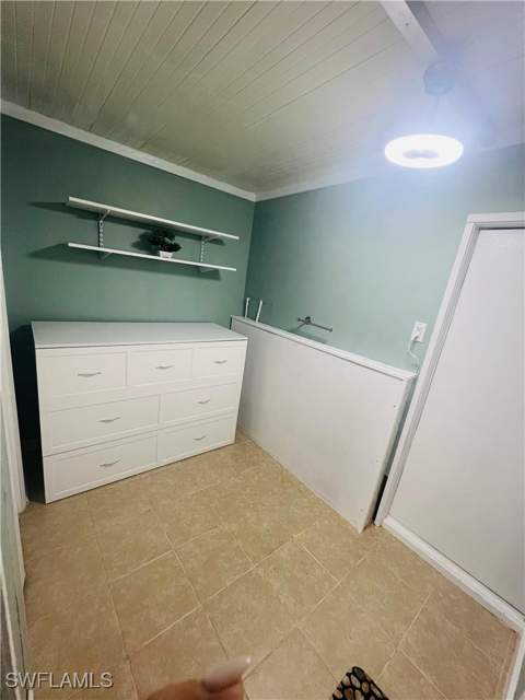 471 Palm Dr 310, Naples FL - photo 10 of 17