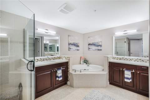 6081 Silver King Blvd 404, Cape Coral FL - photo 13 of 49