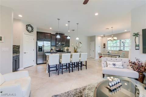 8510 Violeta St 203, Estero FL - photo 10 of 39