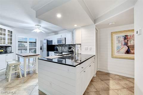 1085 Bald Eagle Dr C303, Marco Island FL - photo 10 of 25