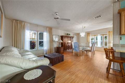 19658 Eagle Trace Ct, North Fort Myers FL - photo 13 of 40