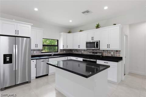 2783 70th Ave NE, Naples FL - photo 13 of 39