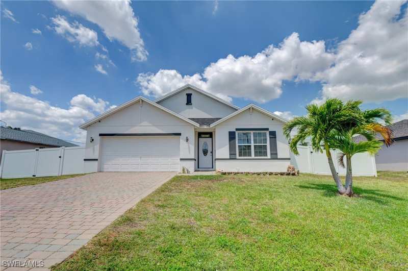 4 bedroom SingleFamilyResidence at 1626 SW 6th Ave, Cape Coral, Cape Coral — photo 1