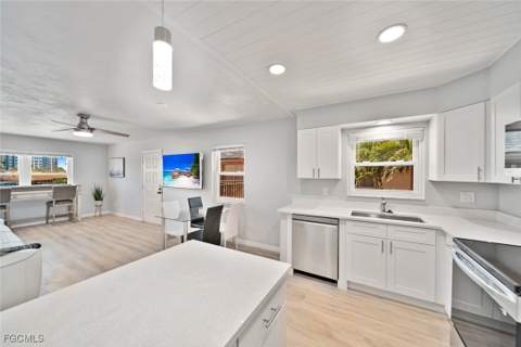 16881 Davis Rd 721, Fort Myers FL - photo 11 of 23