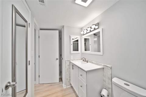 16881 Davis Rd 721, Fort Myers FL - photo 13 of 23