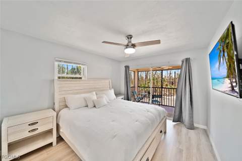 16881 Davis Rd 721, Fort Myers FL - photo 15 of 23