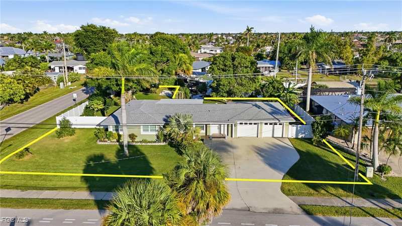 3 bedroom SingleFamilyResidence at 5229 Pelican Blvd, Cape Coral, Cape Coral — photo 1