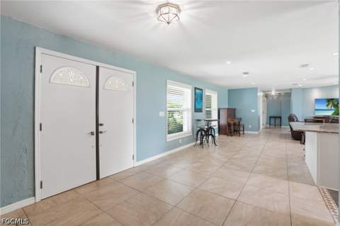5229 Pelican Blvd, Cape Coral FL - photo 9 of 47