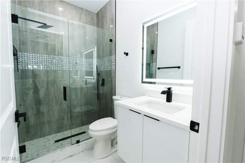 903 NE 23rd St, Cape Coral FL - photo 19 of 44