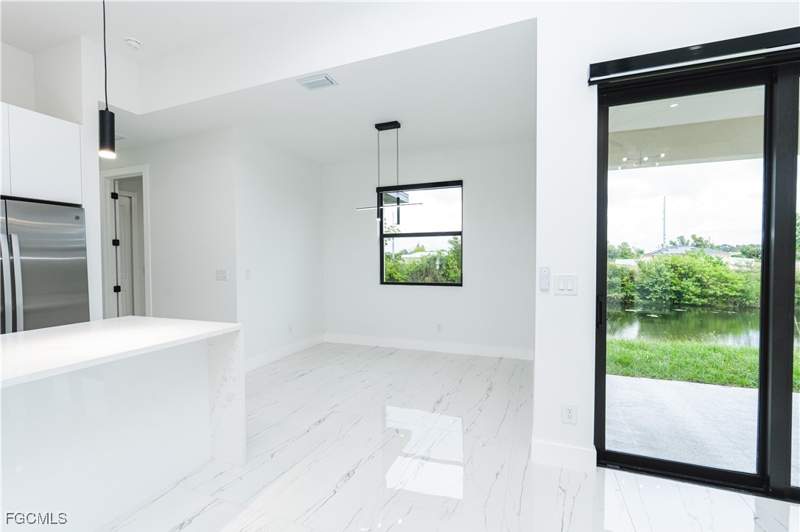 3 bedroom SingleFamilyResidence at 903 NE 23rd St, Cape Coral, Cape Coral — photo 5