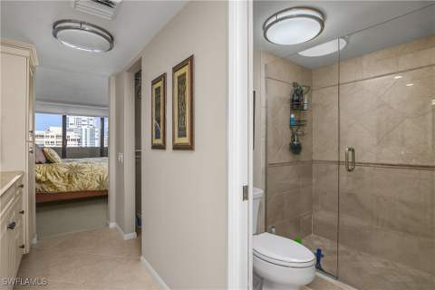 4005 Gulf Shore Blvd N 1405, Naples FL - photo 12 of 31