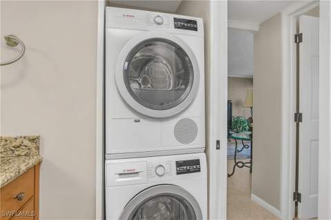 4005 Gulf Shore Blvd N 1405, Naples FL - photo 16 of 31